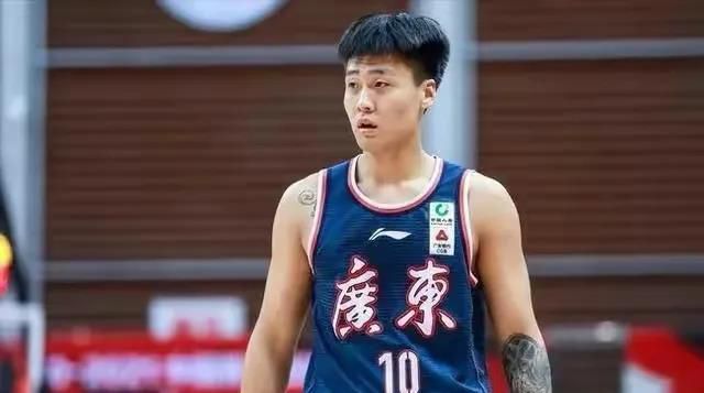 ESPN：切尔西冬窗愿放查洛巴、马特森等人离队据消息人士向《ESPN》透露，为筹集冬窗引援资金，切尔西准备批准让多名球员离队，这其中包括了查洛巴、马特森以及马杜埃凯等人。